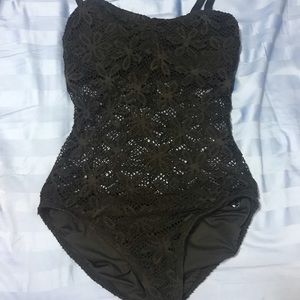 Beautiful one piece with crochet by Cociorave